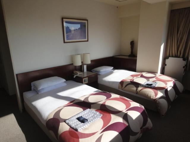 Hiroshima Ekimae Green Hotel Ngoại thất bức ảnh